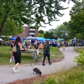 Visitors to Thorold Community Market