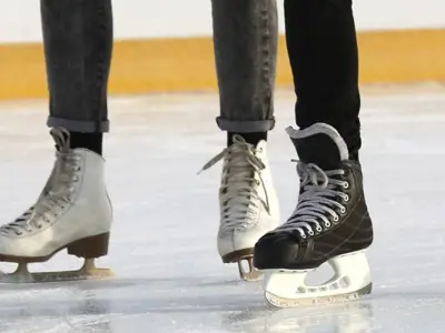 Skaters_Header.jpg
